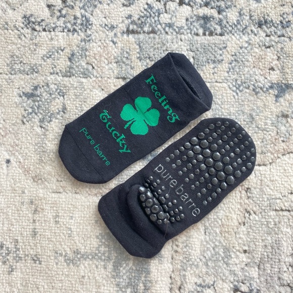 Pure Barre Accessories Nwot Pure Barre Socks Feeling Lucky Poshmark